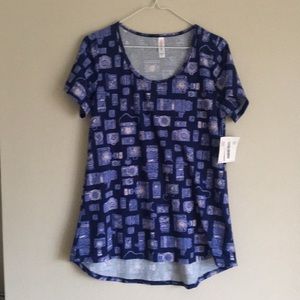 Lularoe Classic Tee
